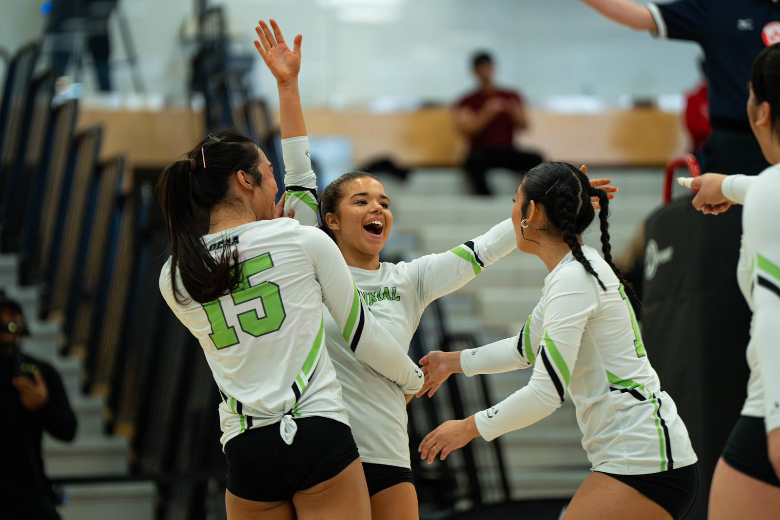Straight Sets Win over 4th-Ranked Lords
